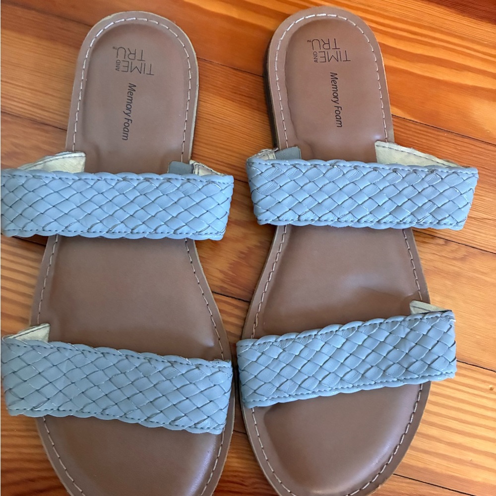 Time and Tru Women's Woven Light Blue Sandals